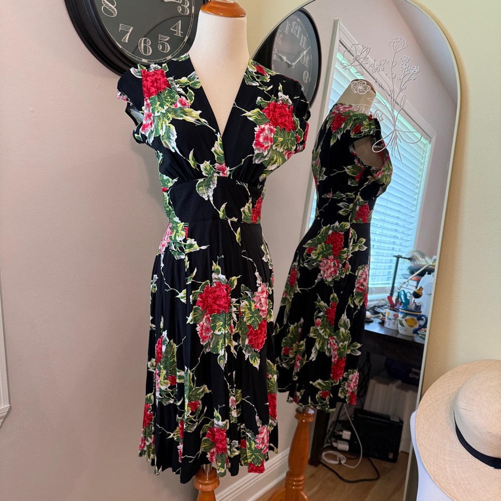 Trashy Diva Ava Dress in Garden Party size 2